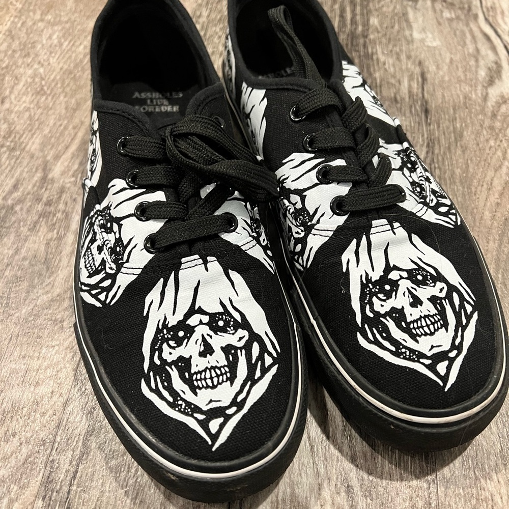 Skull shoes
